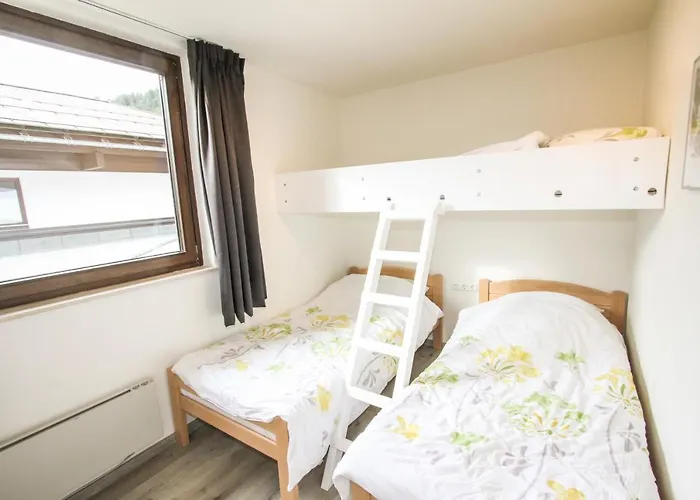 アパート 63 - 18