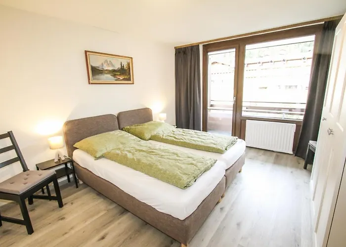 アパート 63 - 18 ケーニヒスライテン